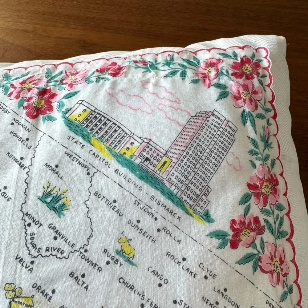 Vintage North Dakota Handkerchief Pillow Shabby Chic Retro Country Cabin Decor - Picture 3 of 6